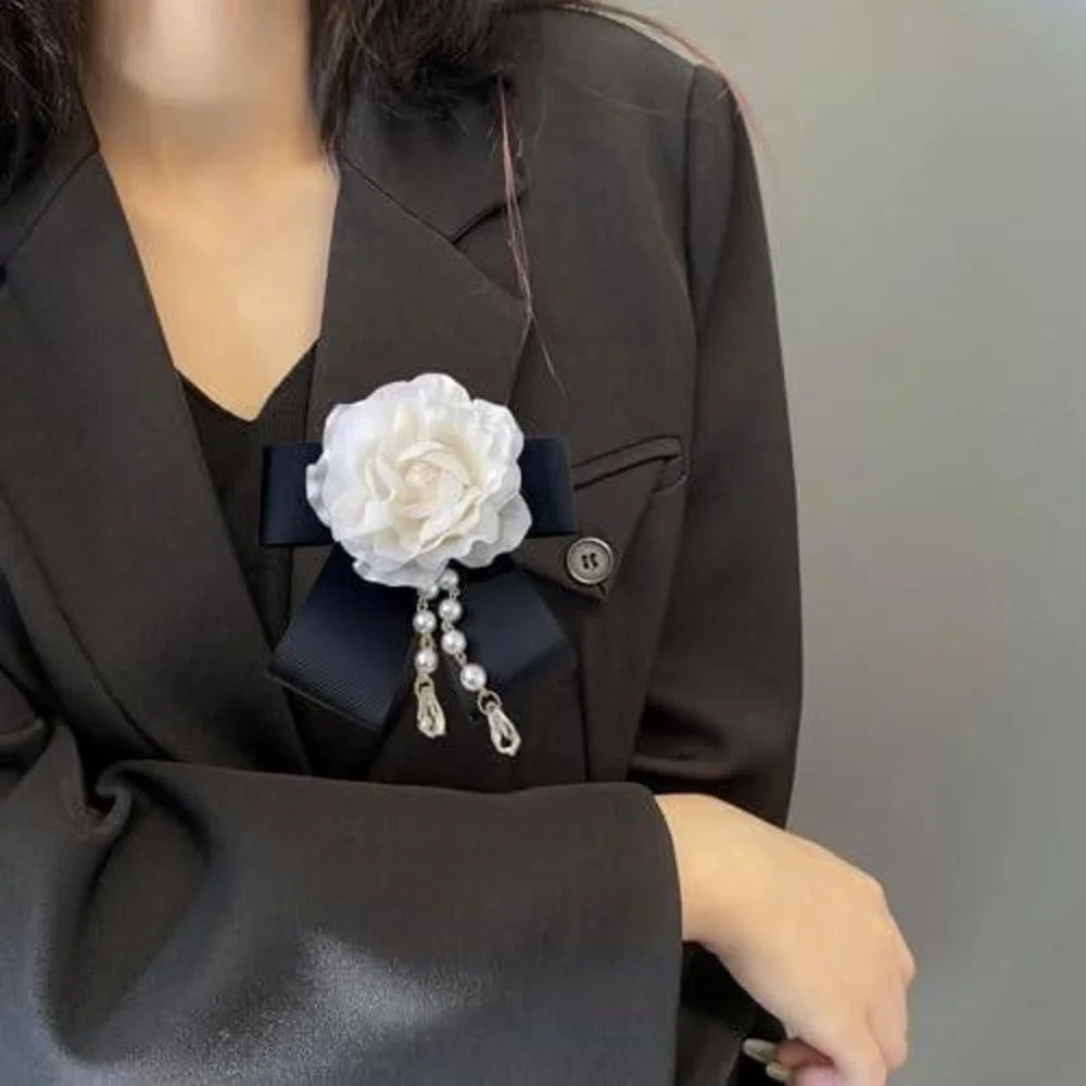 Vintage Style White Camellia Flower Brooch Black Ribbon Bow Pearl Dangle Pin‎